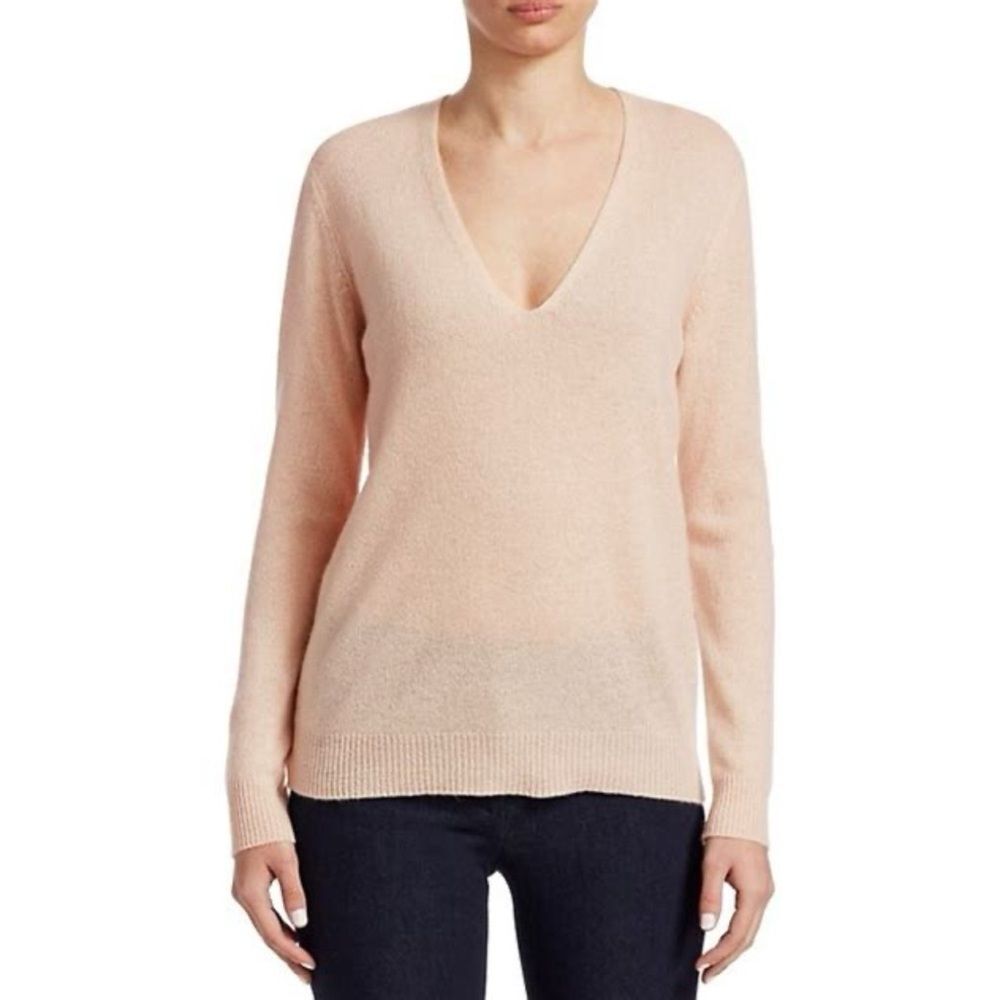THEORY Adrianna Cashmere V-Neck Sweater in Light Salmon Size Small